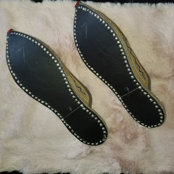 Women Clogs Leather Handmade Indian Casual Slip On Jutties Ballet Flats US 7 - Picture 8 of 10